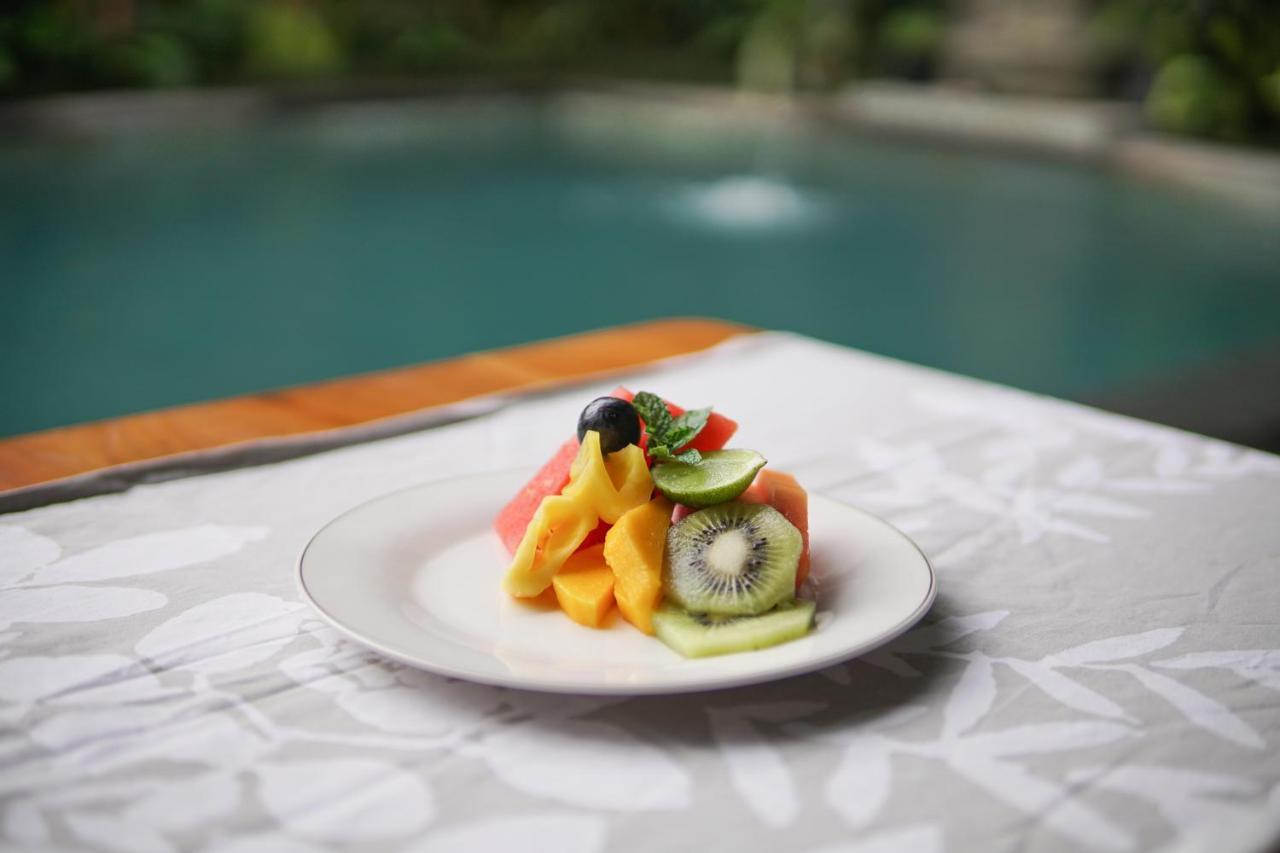 Narada Suite & Villa Ubud Exterior foto